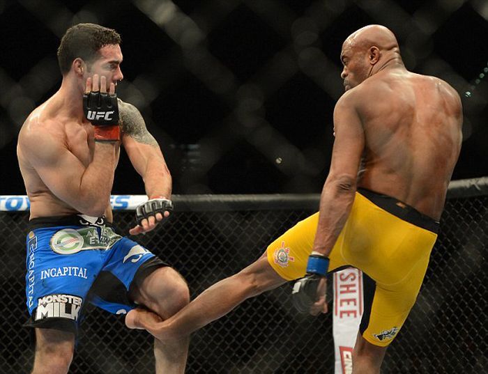 Бойцы MMA бьют так сильно, что порой ломают ноги. Ржачные снимки: самые смешные фотографии