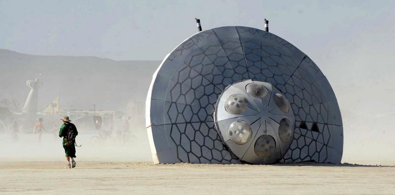 Фестиваль Burning Man 2013. Подарки смеха: забавная фотоподборка