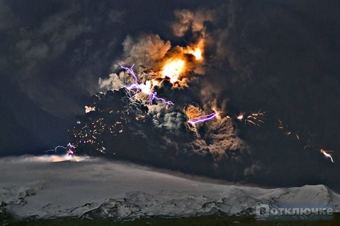 необычное явление_вулканические молнии.. Игривые изображения, обеспечивающие радостный смех